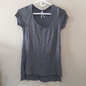 Grey tshirt with slits small